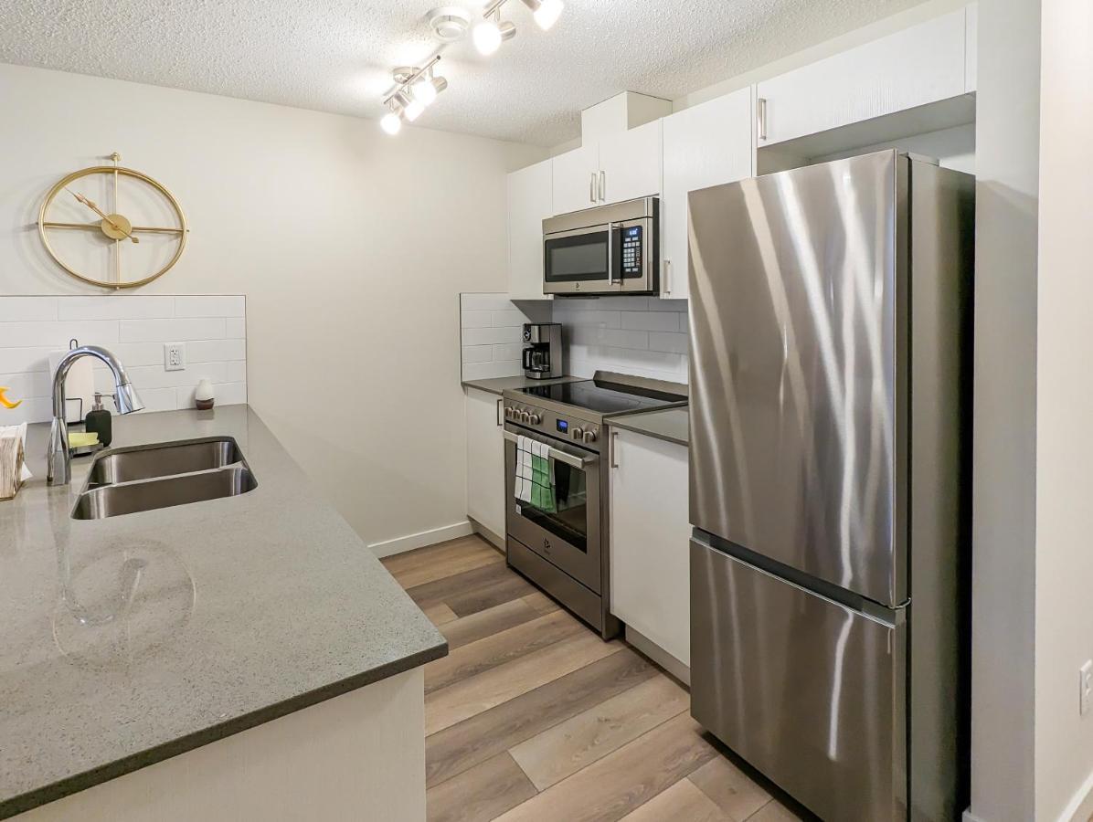 Globalstay New Apartments In Cranbrook Free Street Parking Calgary Ngoại thất bức ảnh