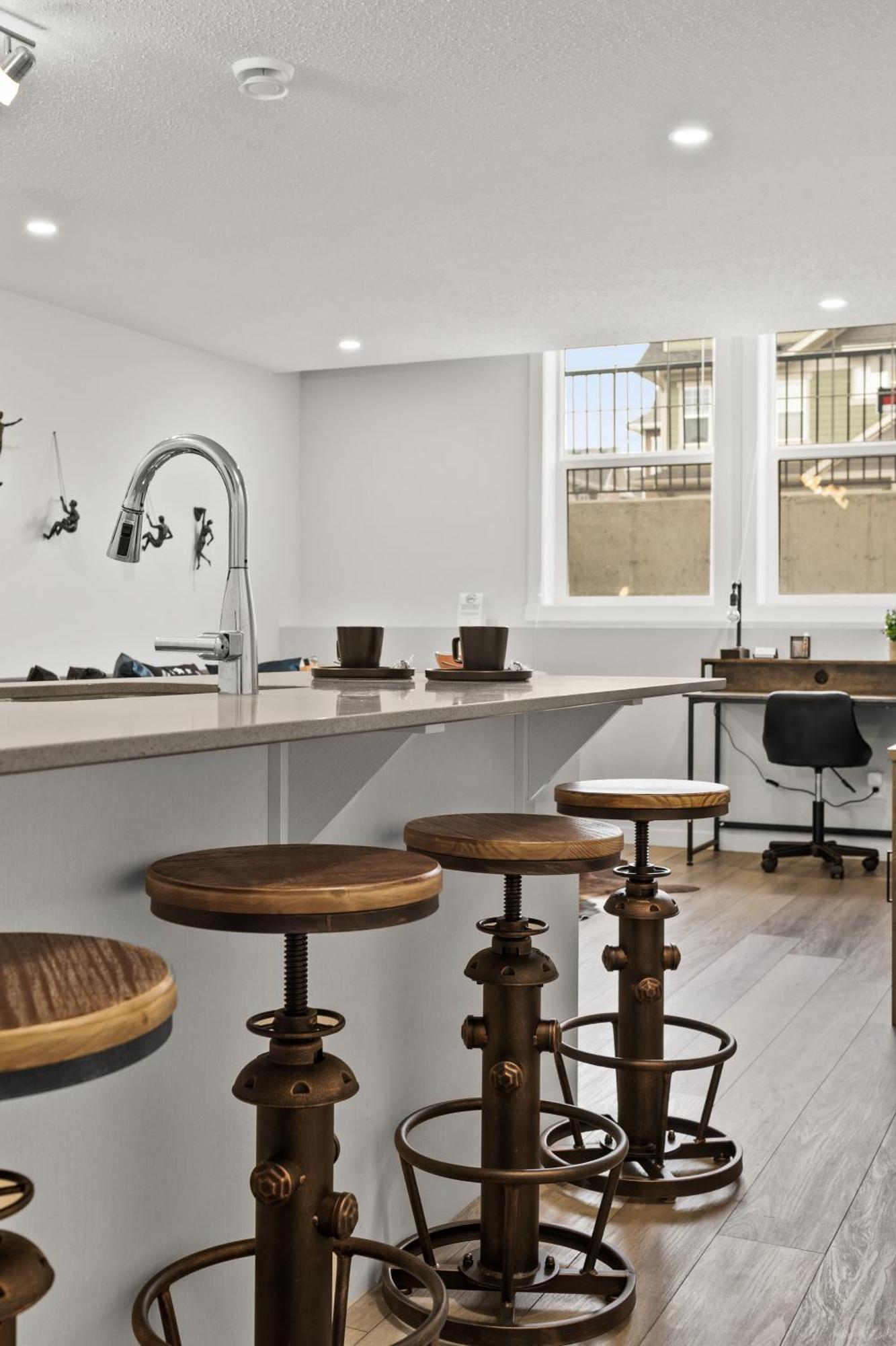Globalstay New Apartments In Cranbrook Free Street Parking Calgary Ngoại thất bức ảnh