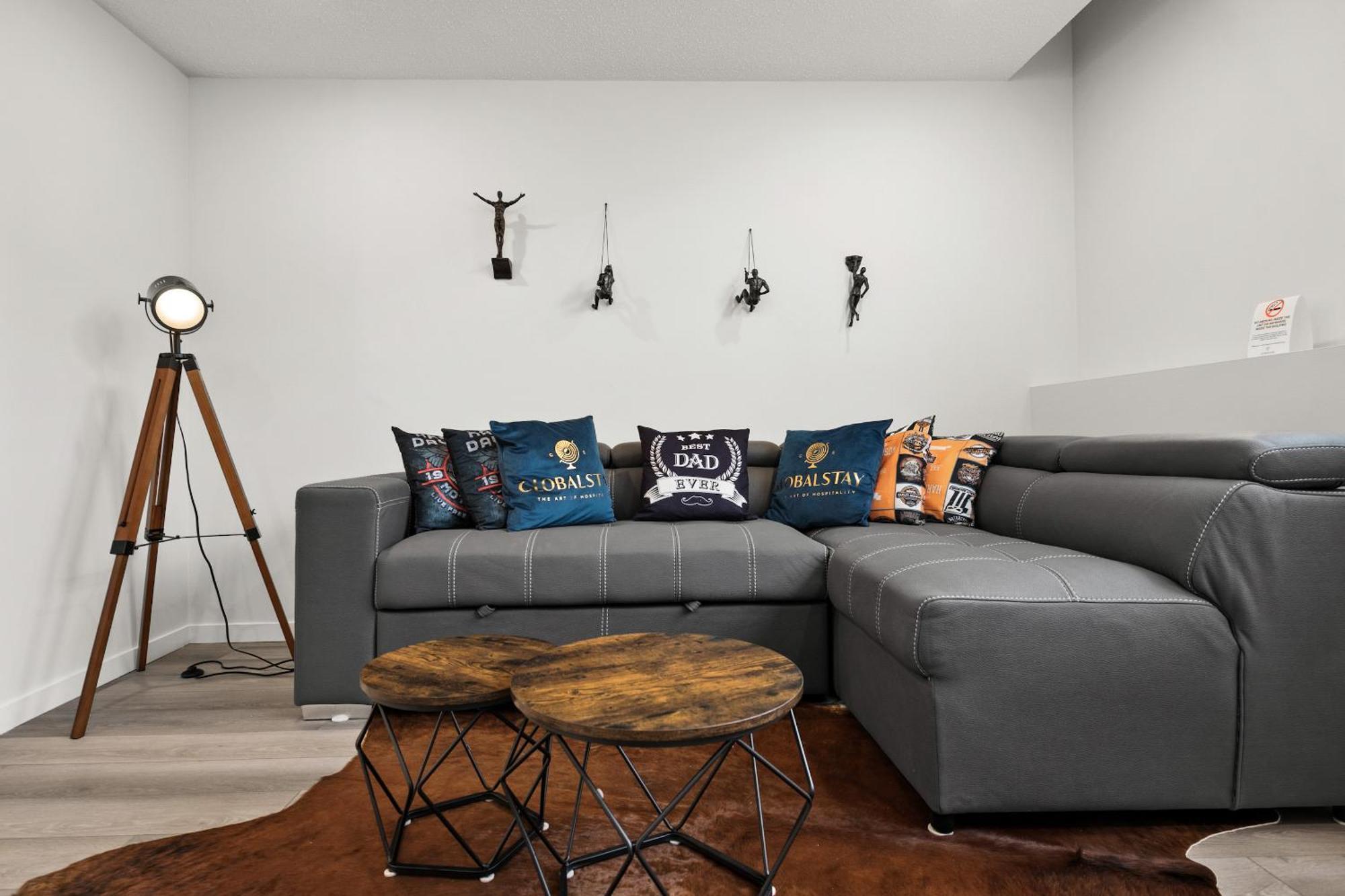 Globalstay New Apartments In Cranbrook Free Street Parking Calgary Ngoại thất bức ảnh